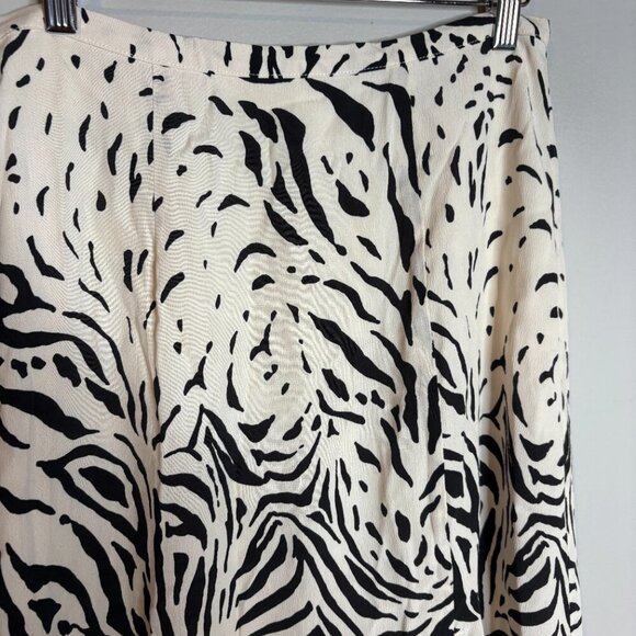 Fifteen Twenty animal print slit midi skirt - Picture 4 of 6